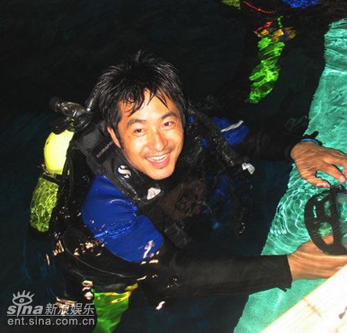 �������߳�Ǳˮ����ӭ��Ƭˮ�¹ų�����������