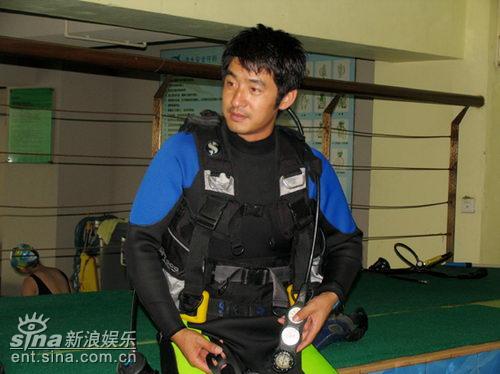 �������߳�Ǳˮ����ӭ��Ƭˮ�¹ų�����������