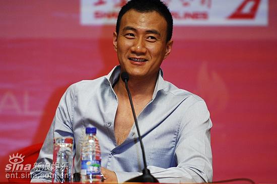 上海电影节对话胡军:和梁朝伟演对手戏不尴尬