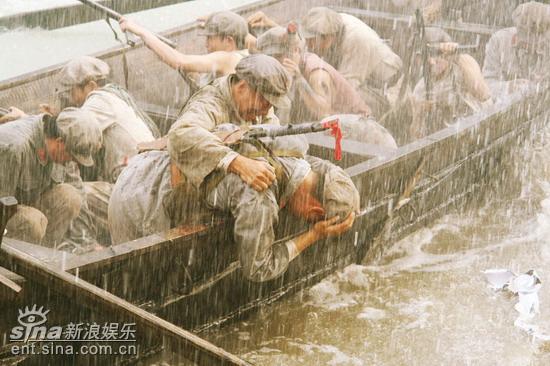 出演《革命到底》郑昊当配“脚”搞笑到底(图)