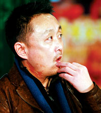 �Ϻ���Ӱ������ɫɫ���Ƕ��·������Ƭæ(ͼ)