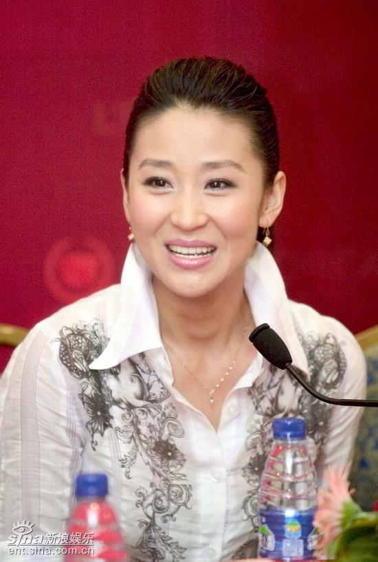 苗圃努力进军大银幕 笑称自已还是新人(图)