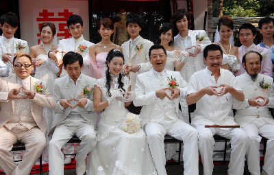 郭涛、陶虹远离“疯狂”《婚礼》拍摄海报(图)