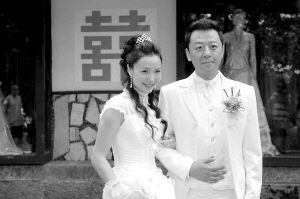 “疯狂石头”变疯狂婚礼陶虹郭涛战高温(图)