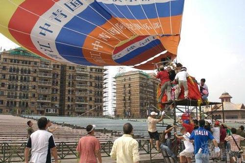 《棒子》拍摄突遭风暴夏雨受伤梁咏琪受惊【图】