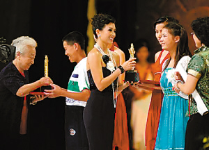 第12届华表奖隆重揭晓 主旋律影片大展风采