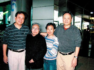 李安今年回家过中秋 李妈妈等看《色，戒》【图】