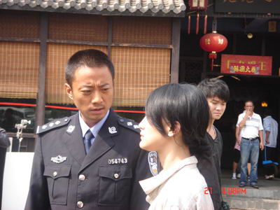 张涵予出演《李米的遭遇》“缉毒警”一身正气