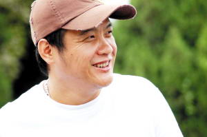 疯狂仍继续并非一喜剧荒诞车手严肃奔驰(图)