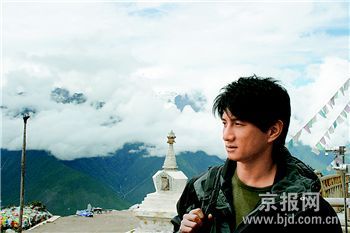 吴奇隆主演范伟客串新片《车票》即将杀青(图)