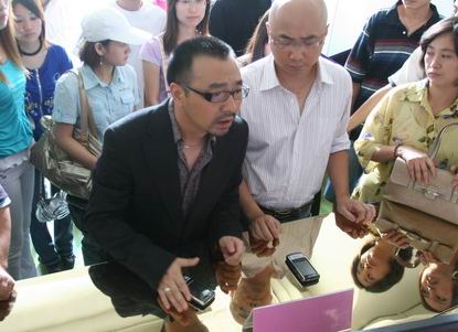 《命运呼叫转移》热拍徐峥劝刘仪伟退出电视圈