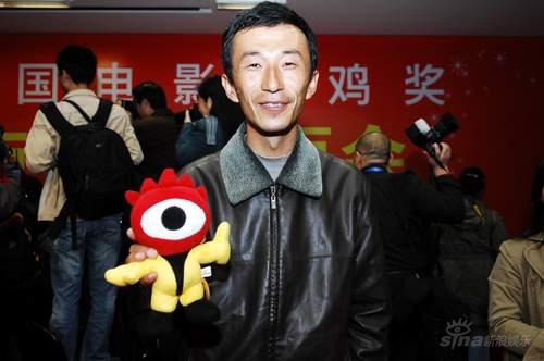 获提名代表见面会姜武聊金鸡不聊《太阳》(图)