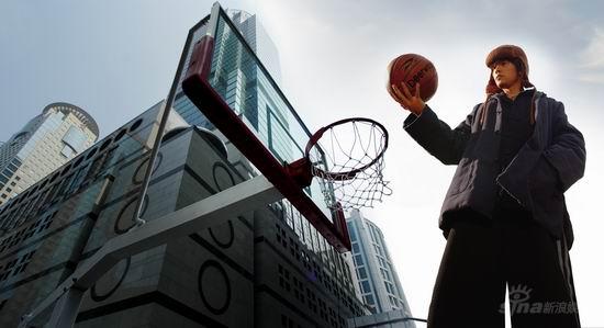 周杰伦玩转篮球