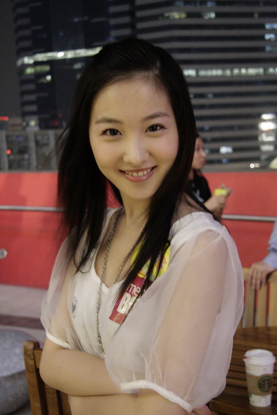 《呼唤爱情》主演张可佳