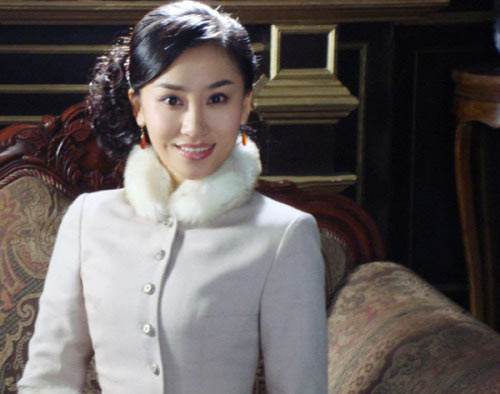 朱子岩春节为《黑玫瑰》赶工 感谢妈妈在旁(图)