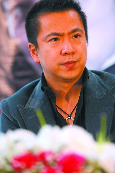 王中磊回应《风声》血腥质疑:已经狂删酷刑了