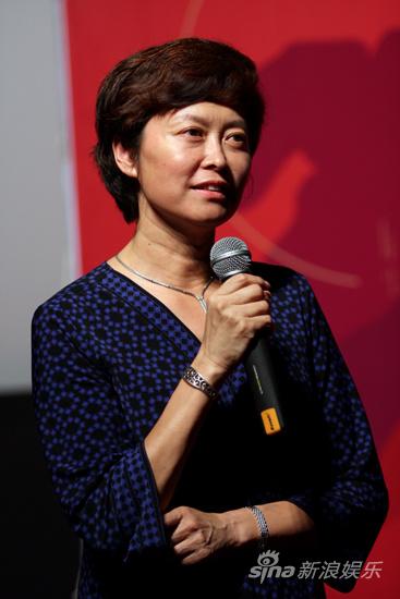 央视主持人敬一丹