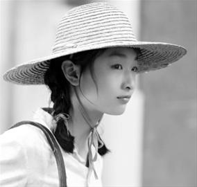 日前公布男女主角首批剧照后,又于昨天公布了"静秋"选拔过程的花絮碟