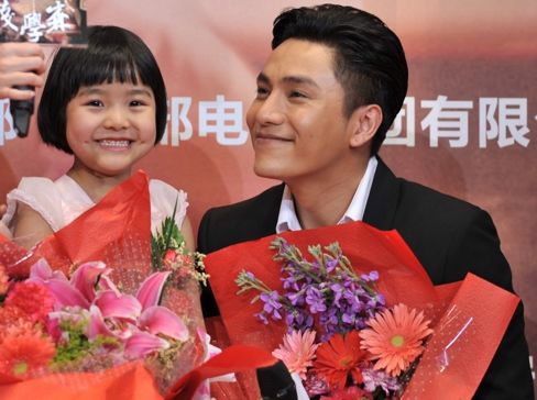 陈坤与片中小演员