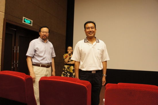 《传奇将军赵尚志》主创亮相