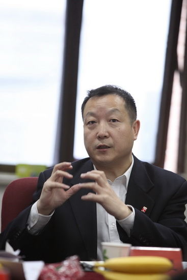 电影资料馆馆长傅红星