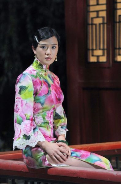 《国宝疑云》周显欣演才女