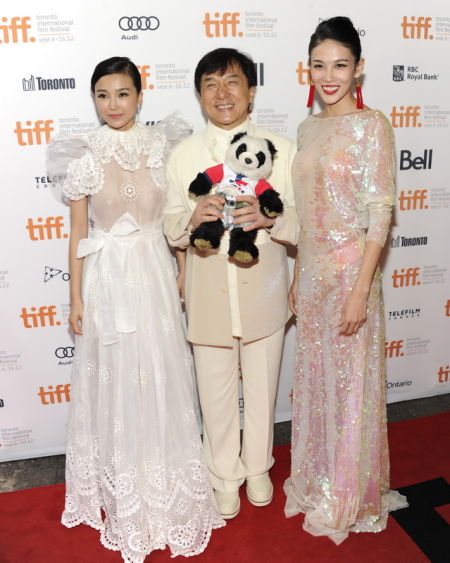 《十二生肖》登多伦多电影节红毯