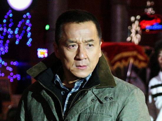 《警察故事2013》成龙改多年发型留板寸(图)
