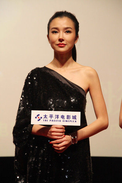 《十二生肖》破三亿 成龙称姚星彤为阿福(图)