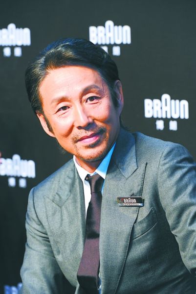 陈道明为新片《归来》留胡子_手机新浪网