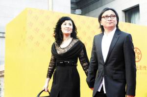 �����Ӱ�˿�ǰ�ۻṲ����ۻع�ʮ����(��ͼ)