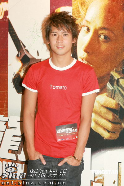 刘心悠等参加动作巨献《虎胆龙威4》首映【图】