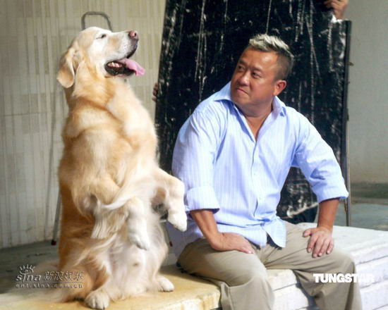 曾志伟拍摄月饼广告 首次与动物合作演出【图】