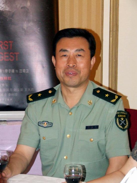 八一厂厂长明振江