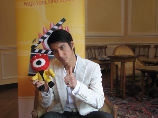 �����곩̸��ɫ�䡷������¸ҵ�����(��ͼ)