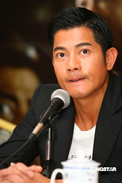 郭富城帅气亮相上海宣传电影《c＋侦探》【图】