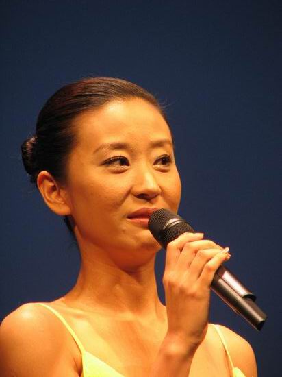 组图：《樱桃》亮相东京张加贝带来朴素感动