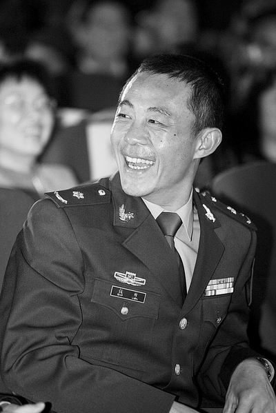 侯勇宋春丽现身苏州金鸡百花畅谈两小时(组图)