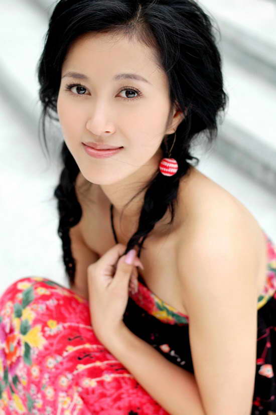 袁志博春风轻拂滇妹面 个人囊获两项大奖(组图)