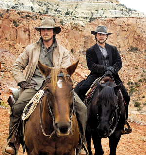 西部片《决战尤马镇》杀入北美票房榜首位(图