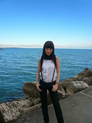 李小璐进军好莱坞 接拍科幻大片《PUSH》(图