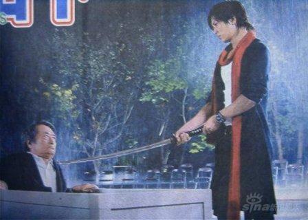 山下智久银幕处女作杀青 初演电影众星捧月(图