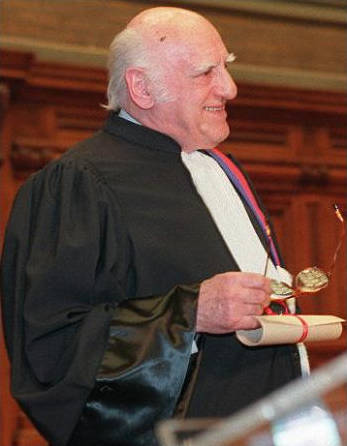 卡瓦莱罗维奇曾获柏林和嘎纳电影节大奖