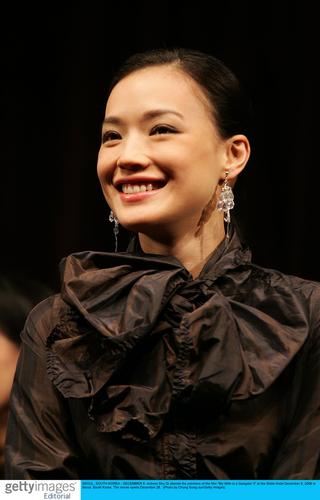 组图:《我的老婆是大佬3》首映 舒淇可爱迷人