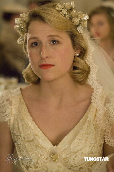 组图:出演《夜恋》金奖影后再度聚守共谱佳话