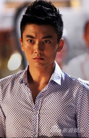 陈月末《饭局也疯狂》玩转摇滚 爱音乐更爱美人