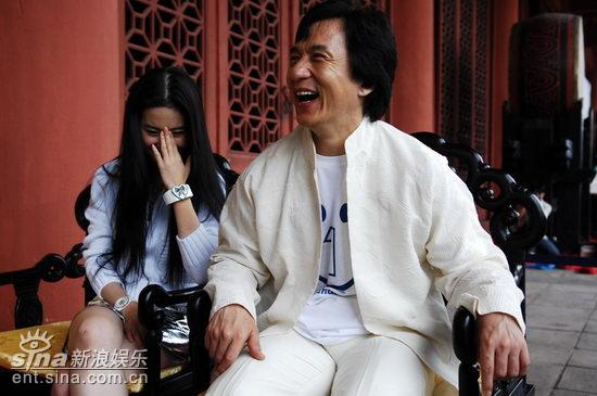 图文：对话成龙刘亦菲--成龙乐观依情绪感染他人