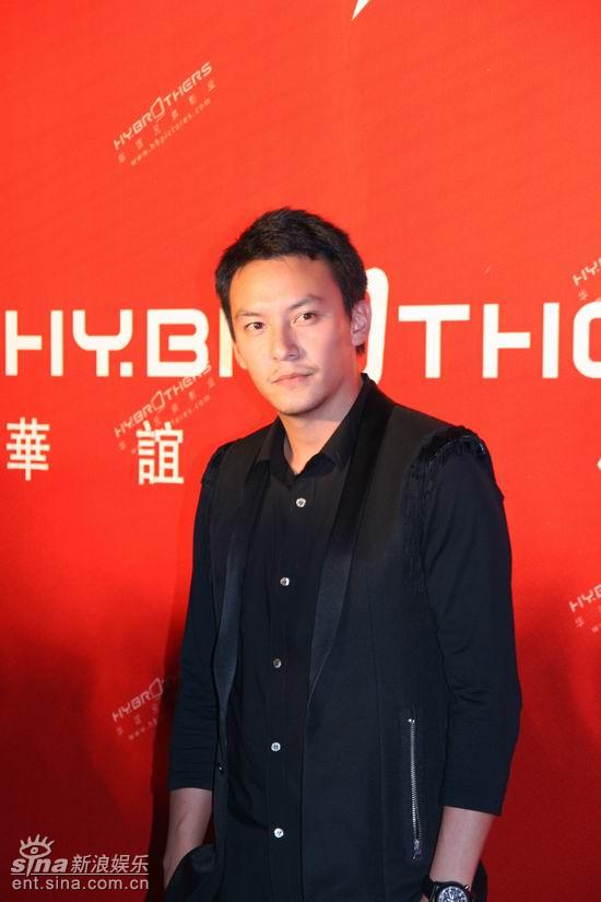 《集结号》《天堂口》海报揭幕 男人中舒淇抢镜