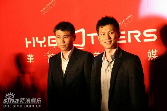 《集结号》《天堂口》海报揭幕 男人中舒淇抢镜