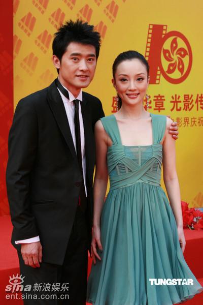 图文:群星闪耀庆回归--任泉 李小璐